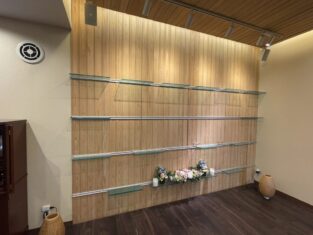 家族葬団欒　ロビー飾棚