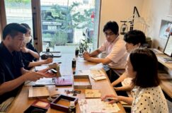 地域の職人さんと一緒に、ランドセルの未来を考えています。